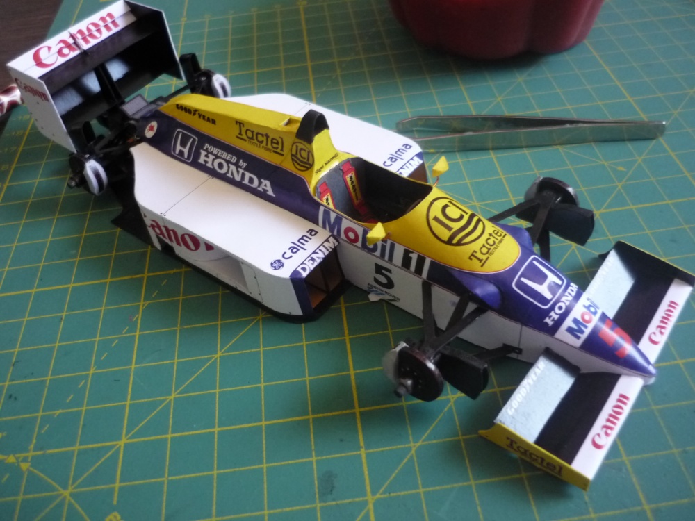 Williams FW11 - Nigel Mansell - Belgie 86 (Plná velikost v novém okně) Williams FW11 - Nigel Mansell - Belgie 86