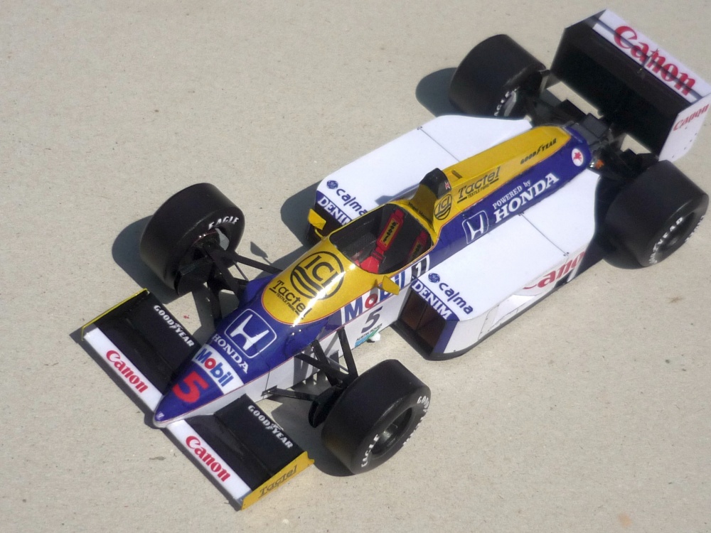 Williams FW11 - Nigel Mansell - Belgie 86 (Plná velikost v novém okně) Williams FW11 - Nigel Mansell - Belgie 86