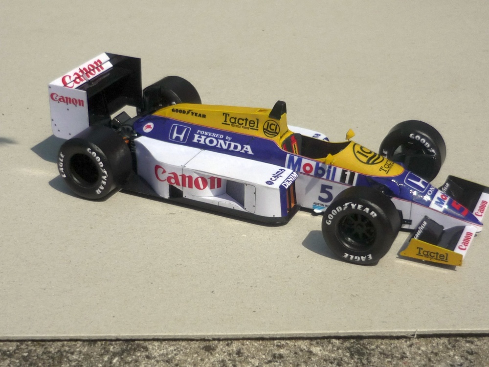 Williams FW11 - Nigel Mansell - Belgie 86 (Plná velikost v novém okně) Williams FW11 - Nigel Mansell - Belgie 86