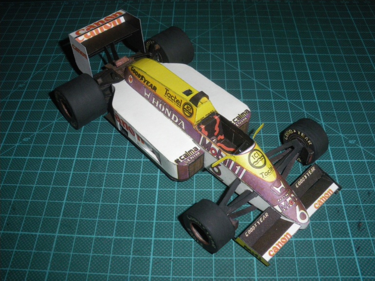 Williams FW11 (Plná velikost v novém okně) Williams FW11