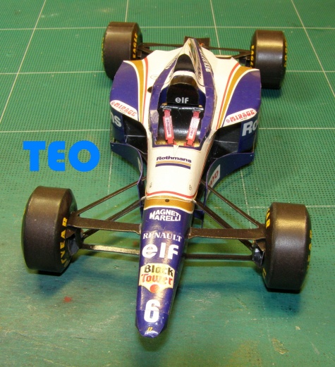 Williams FW18