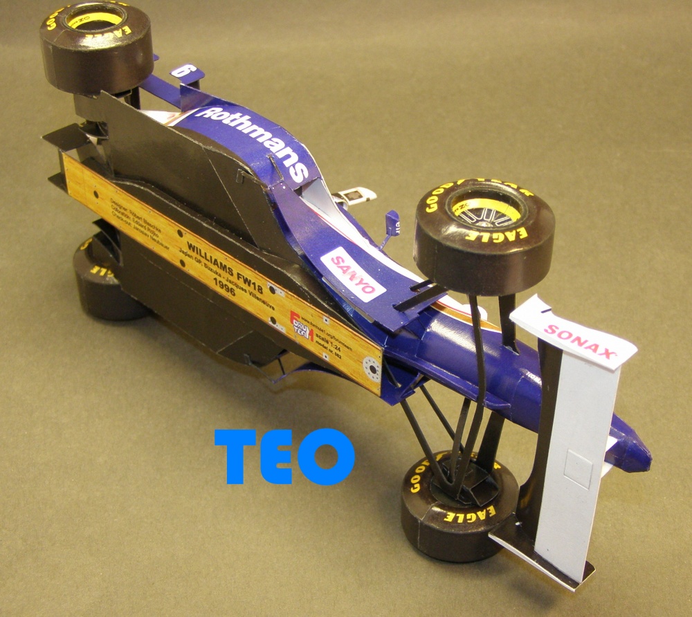 Williams FW18 (Plná velikost v novém okně) Williams FW18