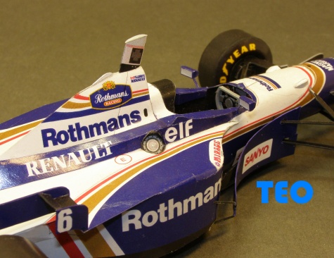 Williams FW18