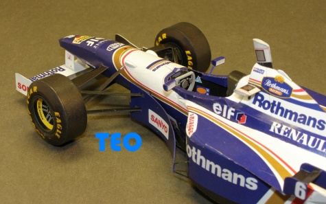Williams FW18