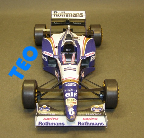 Williams FW18