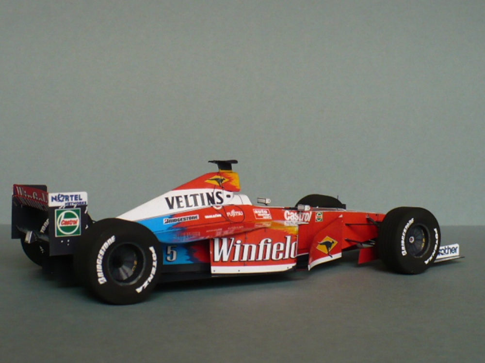 Williams FW21 (Plná velikost v novém okně) Williams FW21