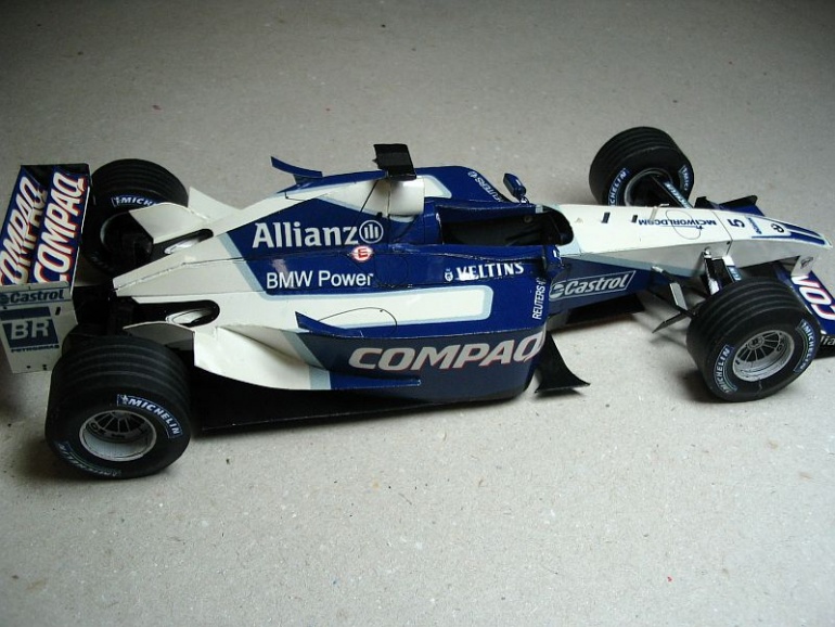 Williams FW24 (Plná velikost v novém okně) Williams FW24
