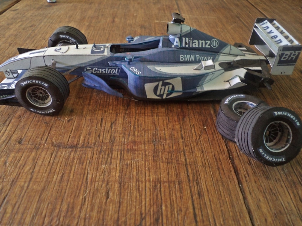 Williams FW25 2003 (Plná velikost v novém okně) Williams FW25 2003