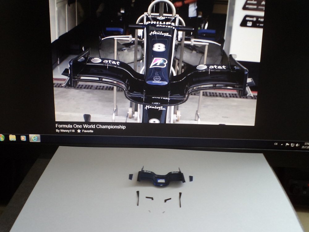 Williams FW30 (GP Italy 2008) (Plná velikost v novém okně) Williams FW30 (GP Italy 2008)
