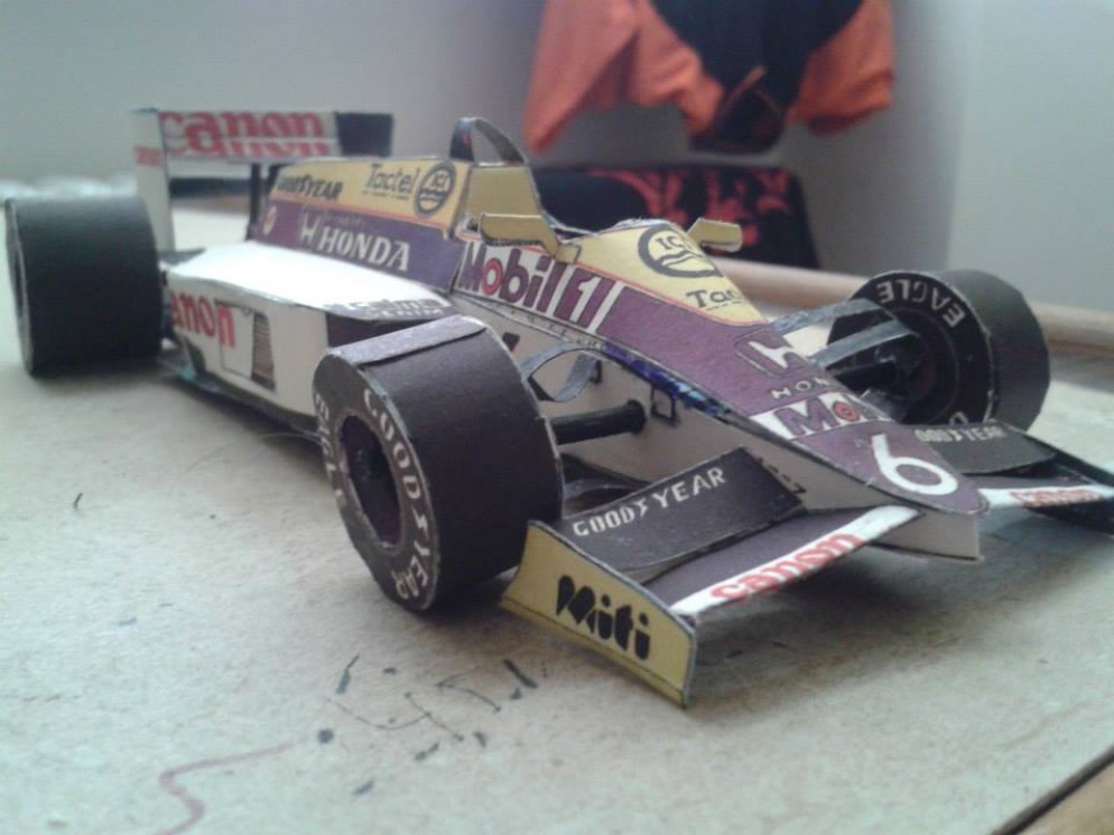 Williams FW11 Honda (Plná velikost v novém okně) Williams FW11 Honda