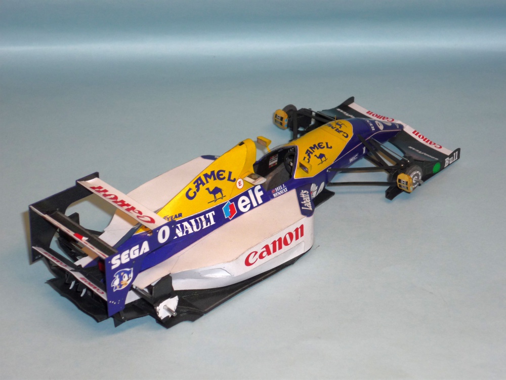 Williams FW15C - Damon Hill - GP Maďarska 1993 (Plná velikost v novém okně) Williams FW15C - Damon Hill - GP Maďarska 1993