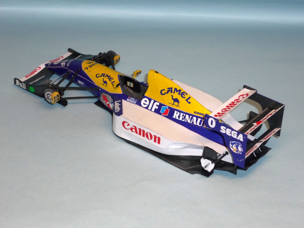 Williams FW15C - Damon Hill - GP Maďarska 1993 (Plná velikost v novém okně) Williams FW15C - Damon Hill - GP Maďarska 1993
