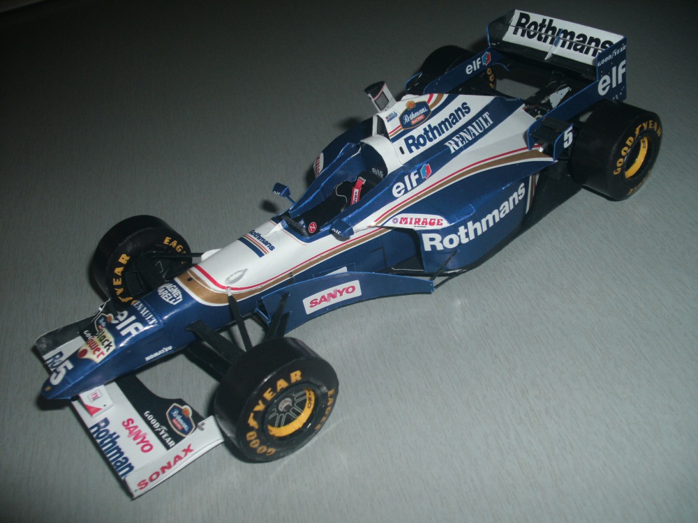 Williams FW18 - D. Hill (Plná velikost v novém okně) Williams FW18 - D. Hill