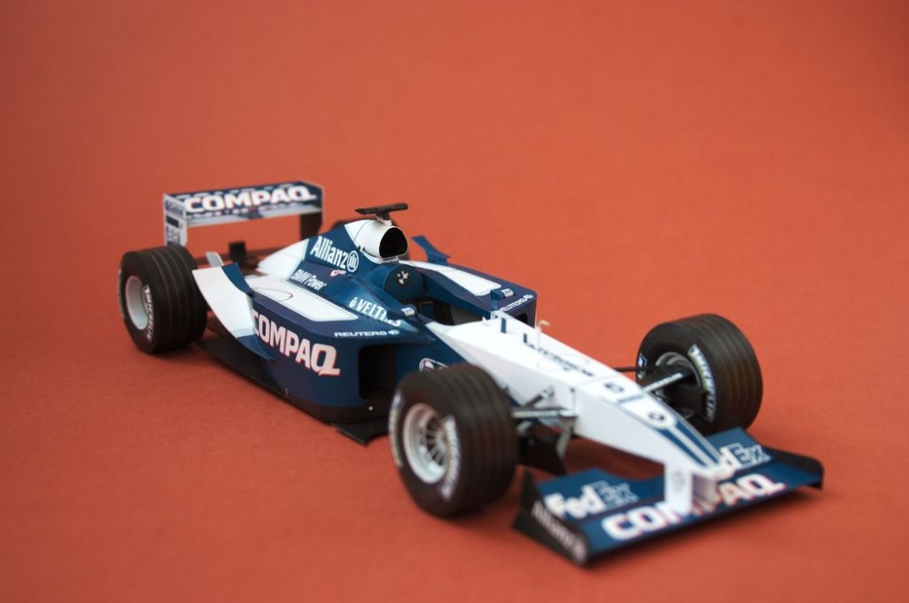 Williams FW24 (2002; Schumacher) (Plná velikost v novém okně) Williams FW24 (2002; Schumacher)