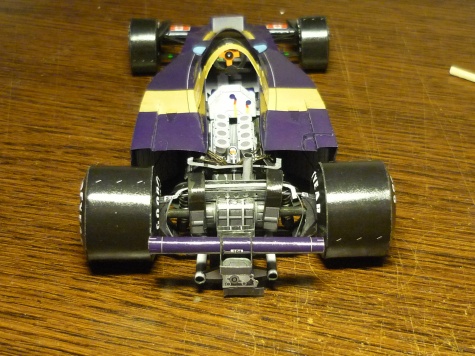Wolf WR 01
