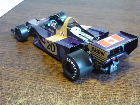 Wolf WR 01