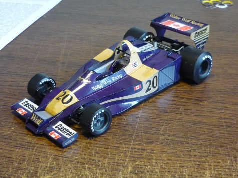 Wolf WR 01