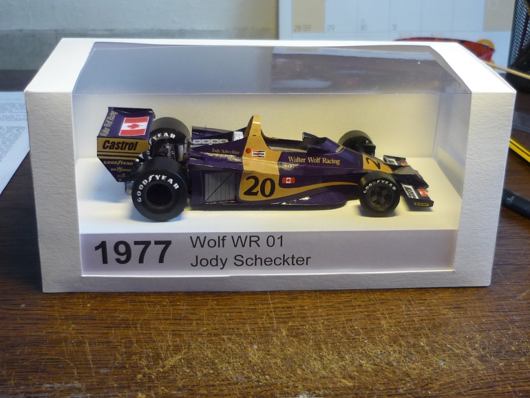 Wolf WR 01