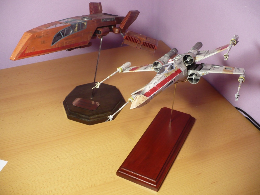 X-wing (Plná velikost v novém okně) X-wing