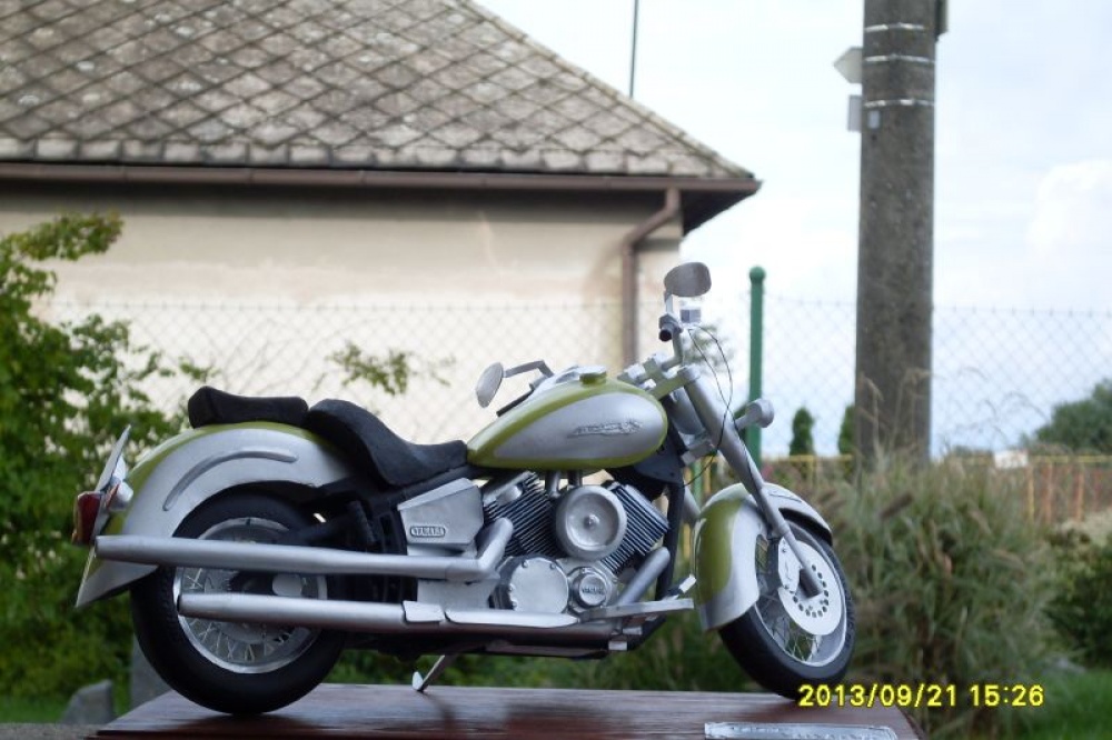Yamaha DSC 1100 (Plná velikost v novém okně) Yamaha DSC 1100