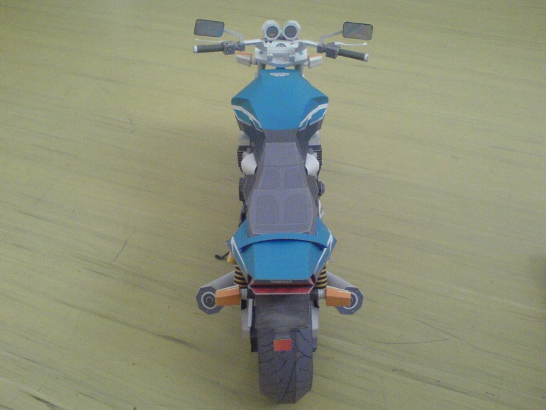YAMAHA XJR1300 Free model (Plná velikost v novém okně) YAMAHA XJR1300 Free model