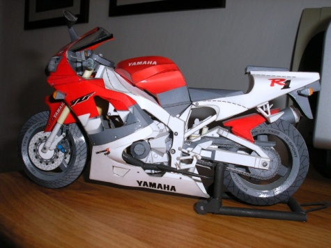 YAMAHA YZF-R1 YAMAHA YZF-R1
