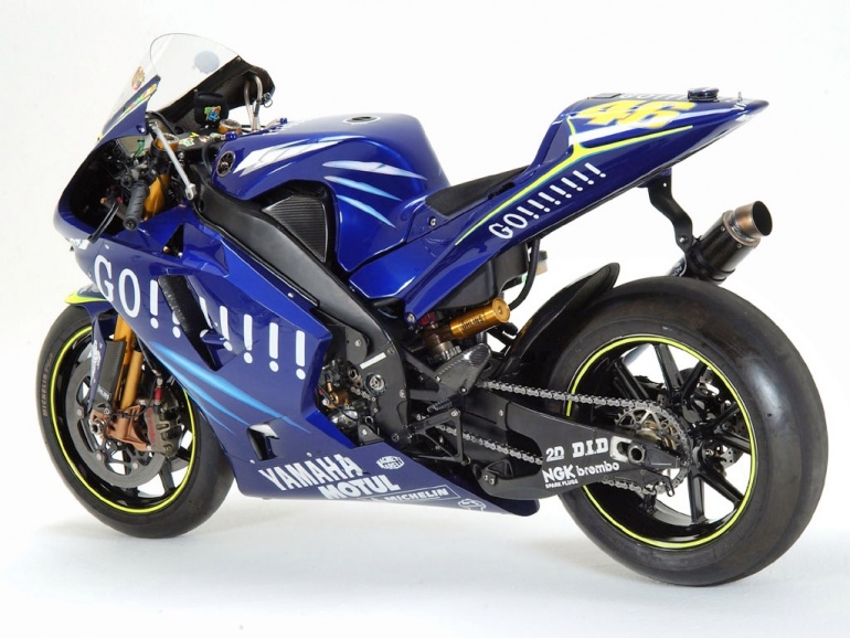Yamaha YZR-M1 GO (Rossi 46 )