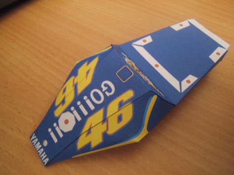 Yamaha YZR-M1 GO (Rossi 46 )