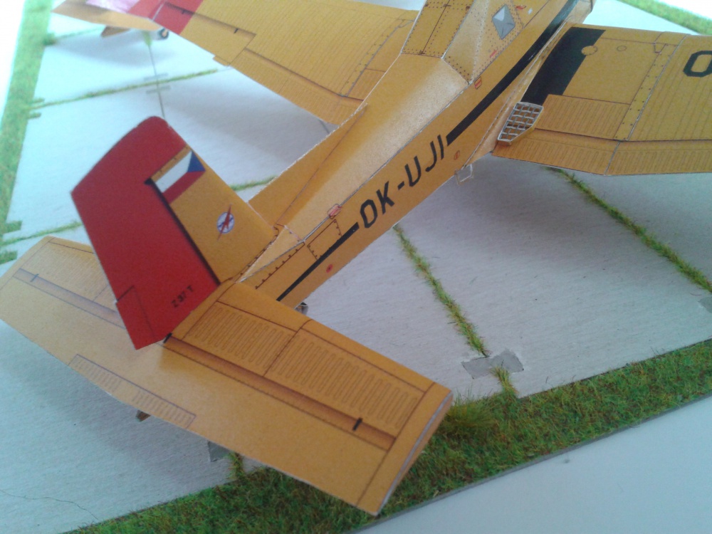 Z-37 a Z-37T (Plná velikost v novém okně) Z-37 a Z-37T