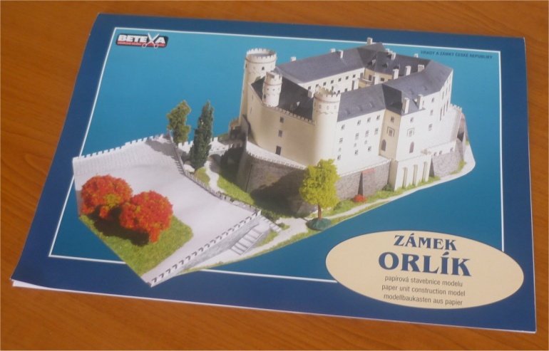 Zámek Orlík (Plná velikost v novém okně) Zámek Orlík