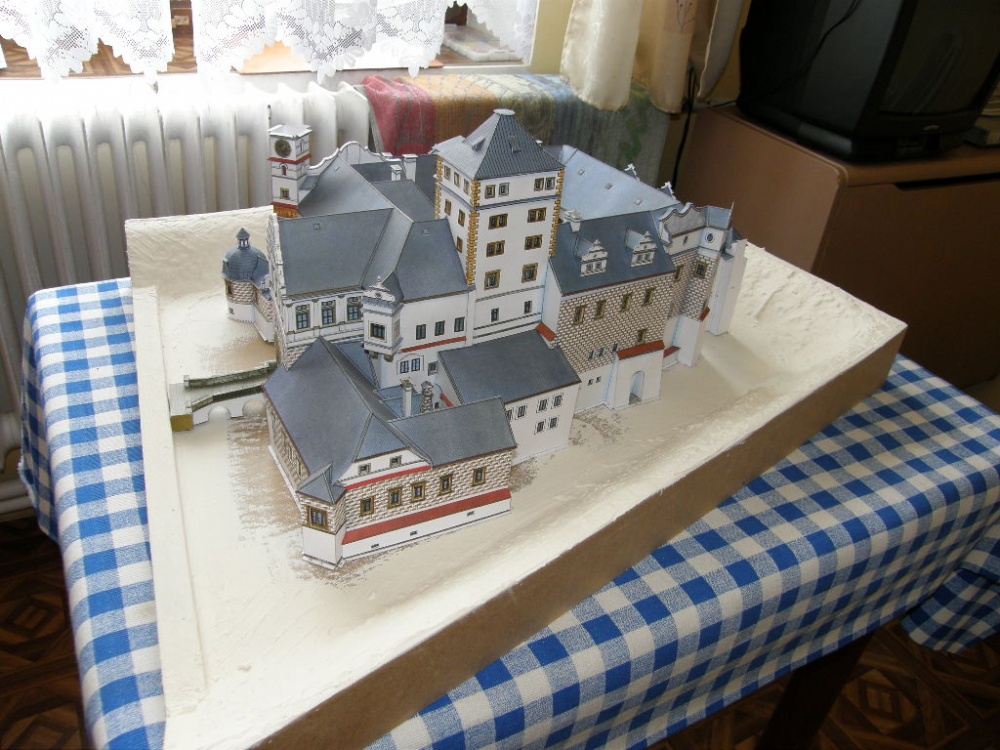 zámek Pardubice (Plná velikost v novém okně) zámek Pardubice