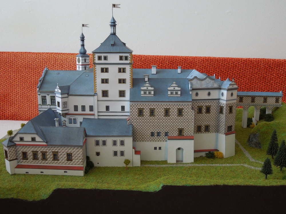 Zámek Pardubice (Plná velikost v novém okně) Zámek Pardubice