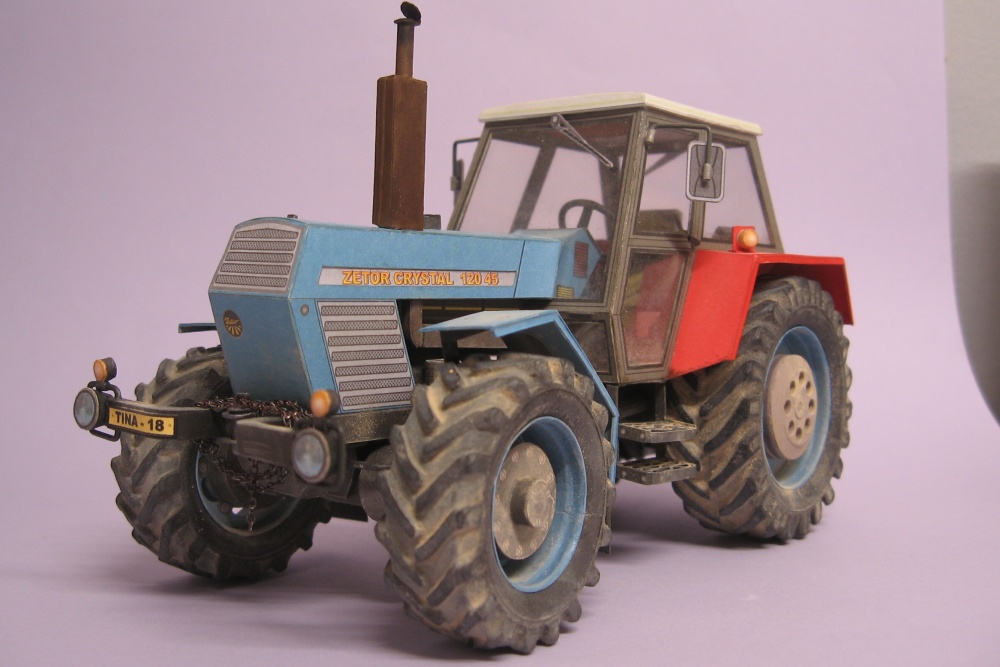 Zetor 12045 Crystal (Plná velikost v novém okně) Zetor 12045 Crystal