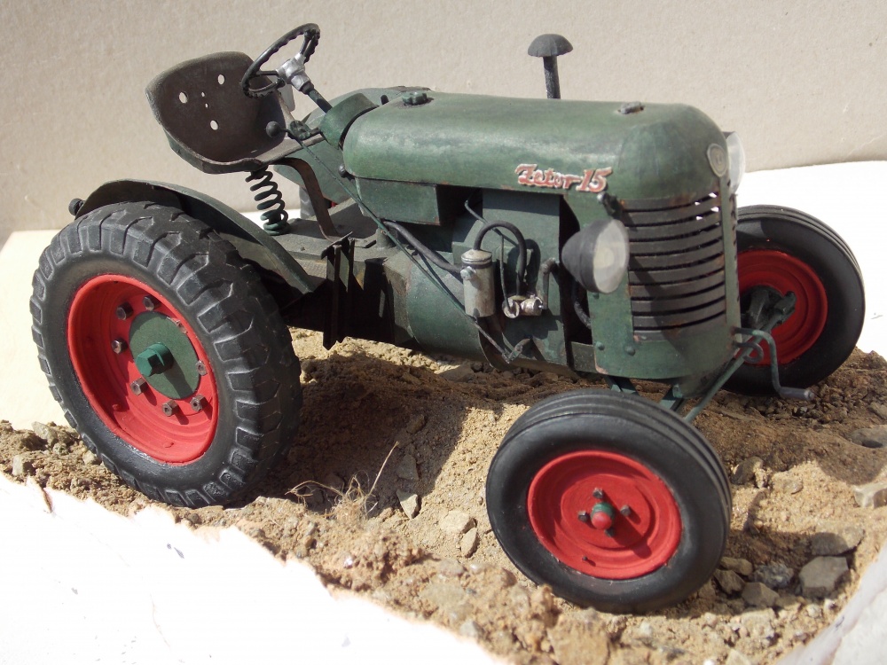 Zetor 15 (Plná velikost v novém okně) Zetor 15