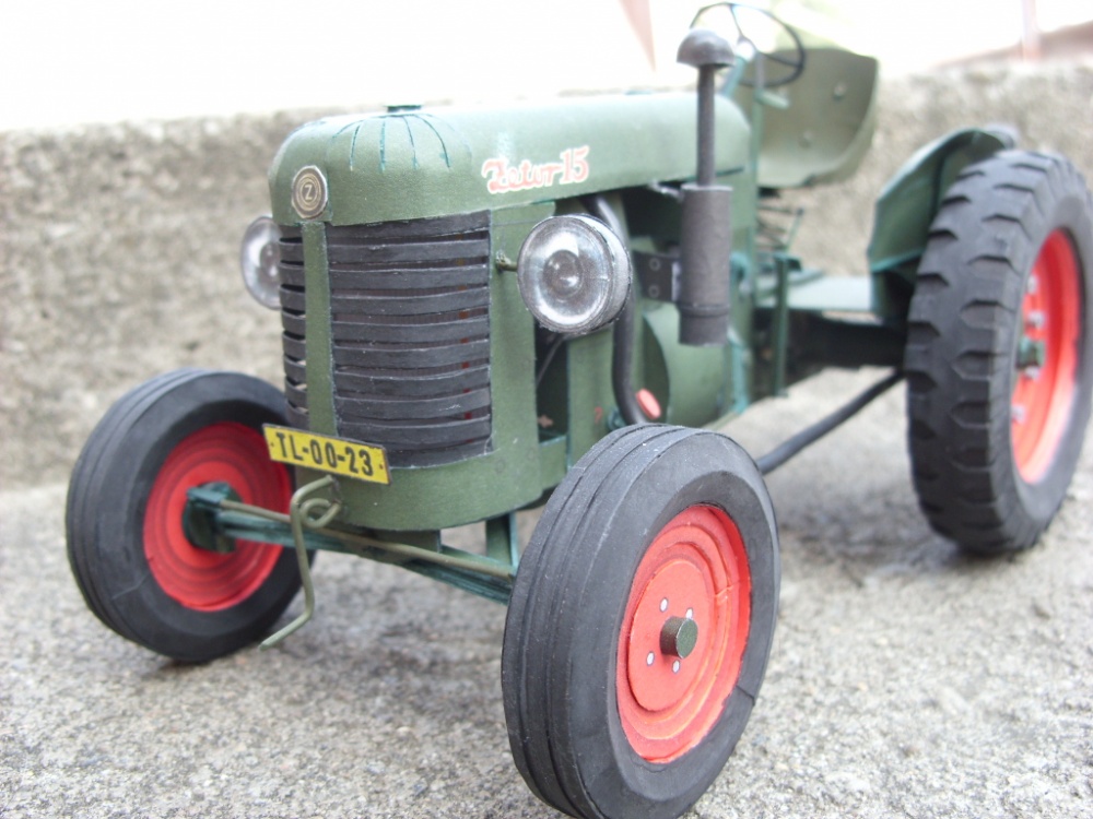 Zetor 15 (Plná velikost v novém okně) Zetor 15
