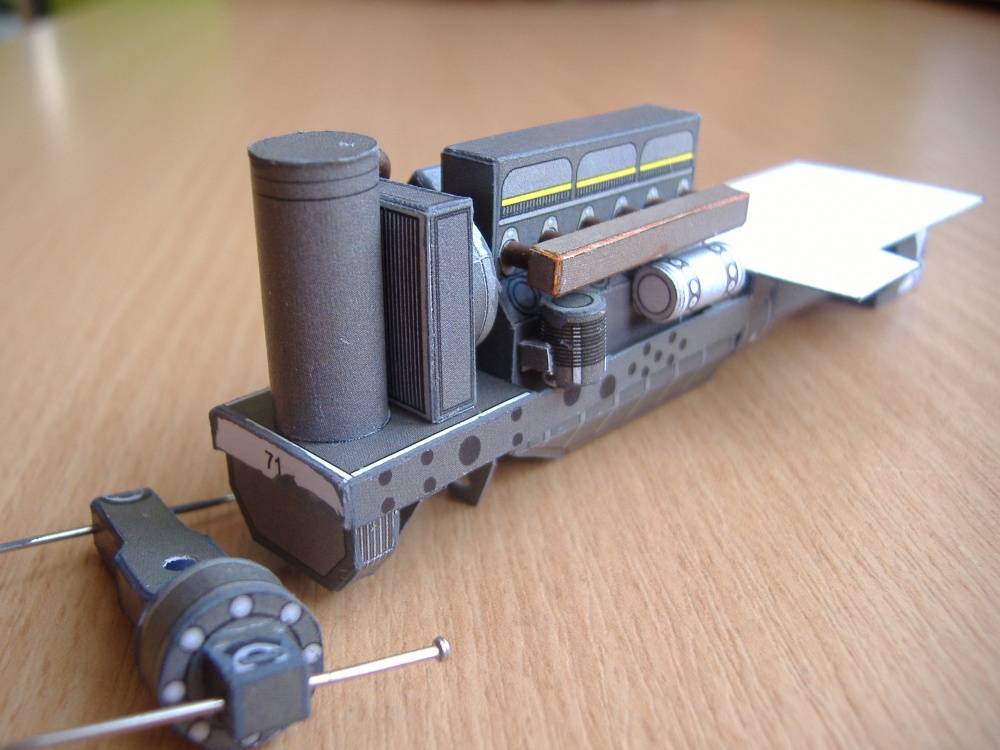 152872