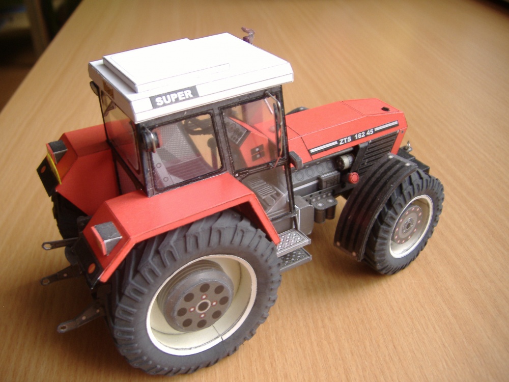 Zetor 162 45 (Plná velikost v novém okně) Zetor 162 45