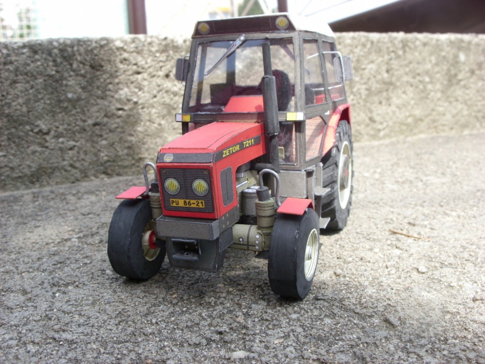 Zetor 7211 (Plná velikost v novém okně) Zetor 7211