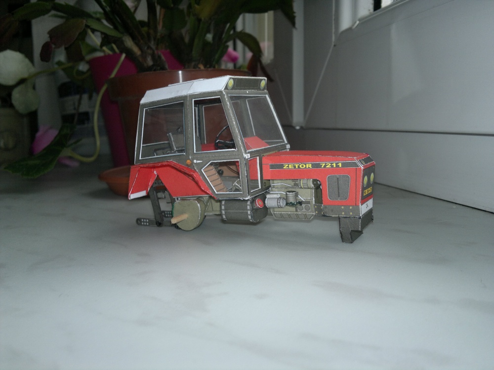 Zetor 7211 (Plná velikost v novém okně) Zetor 7211