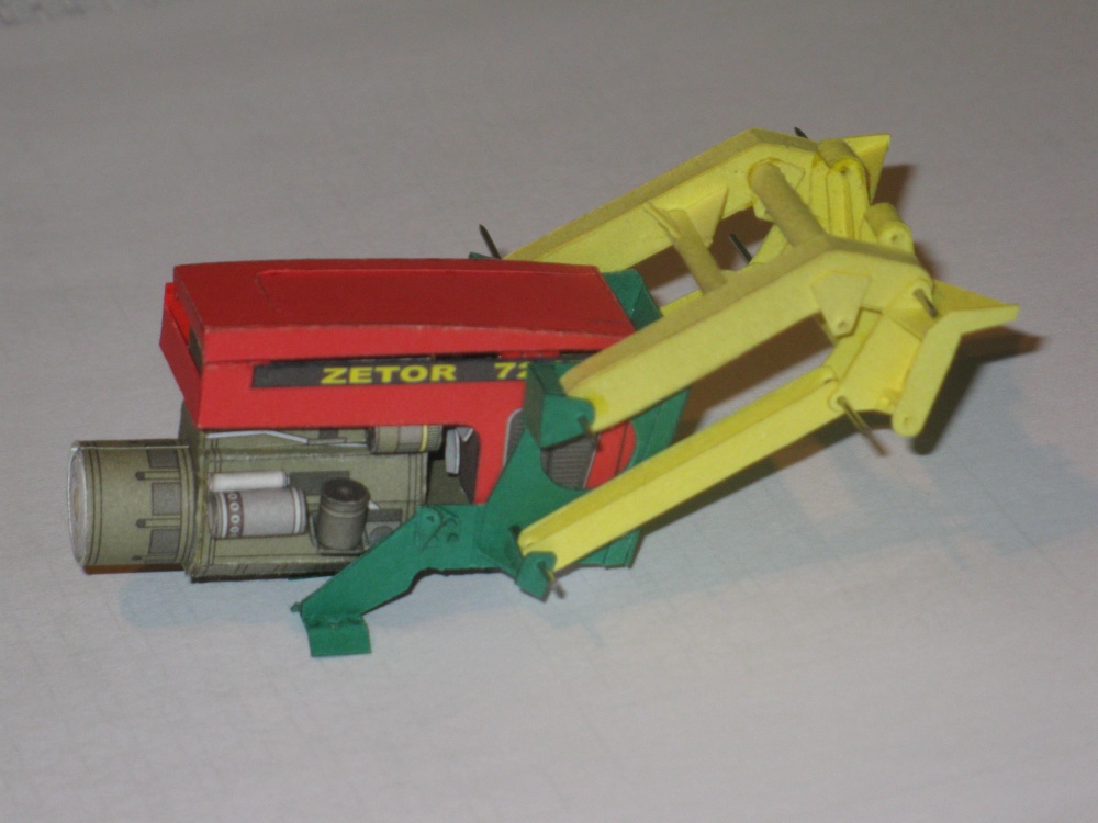 ZETOR 7245 UKT /LUCAS (Plná velikost v novém okně) ZETOR 7245 UKT /LUCAS