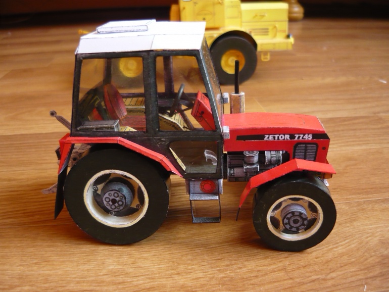 Zetor 7745 (Plná velikost v novém okně) Zetor 7745