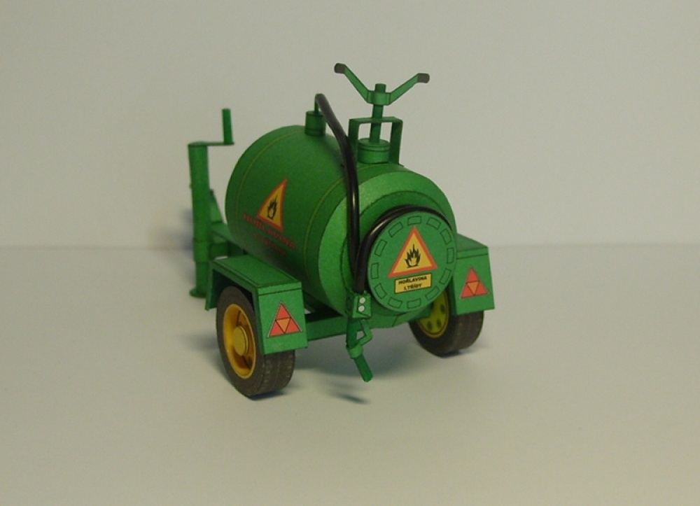 Zetor 7745 (Plná velikost v novém okně) Zetor 7745