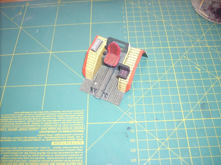 49018
