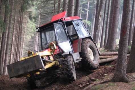 ZETOR 7745 UKT