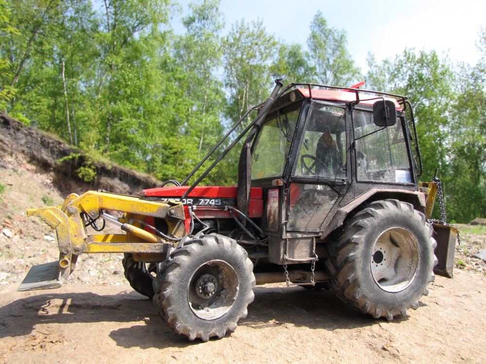ZETOR 7745 UKT