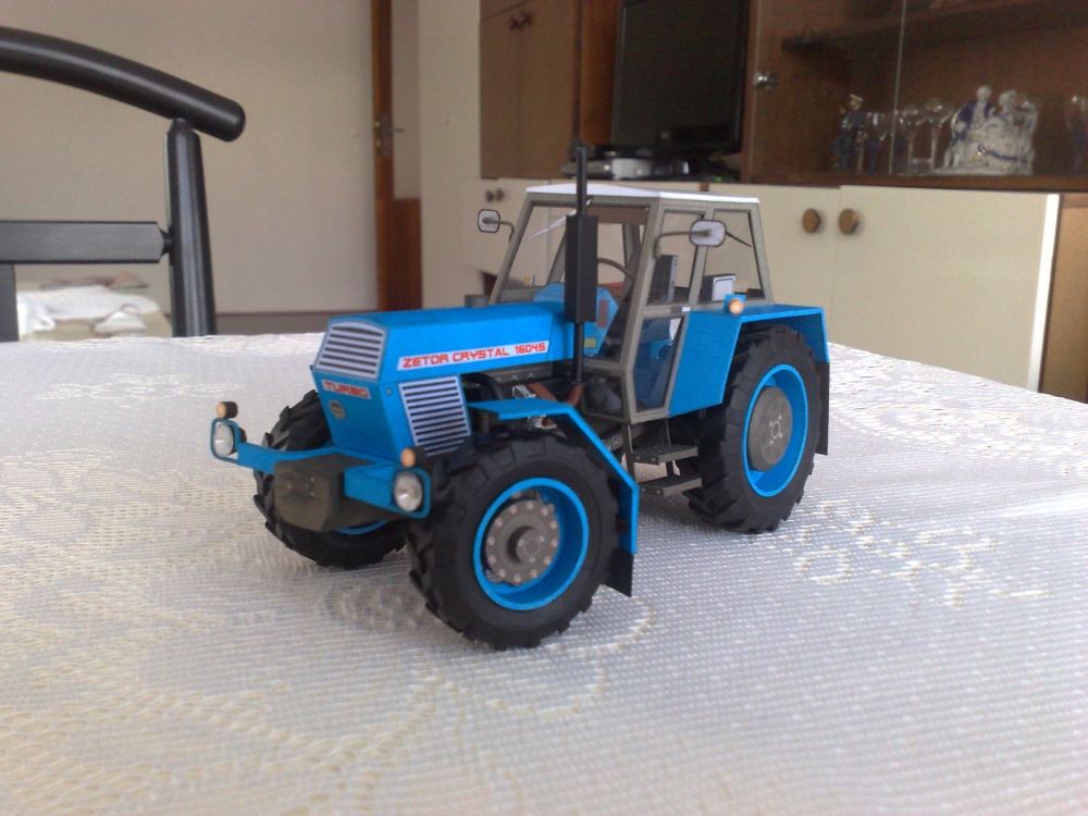 Zetor Crystal 160 45 (Plná velikost v novém okně) Zetor Crystal 160 45