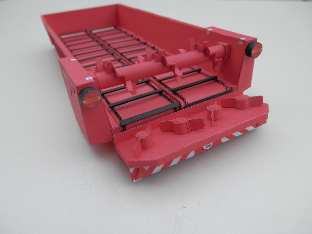 Zetor Crystal 8011 + rozmetadlo RU 5 (Plná velikost v novém okně) Zetor Crystal 8011 + rozmetadlo RU 5