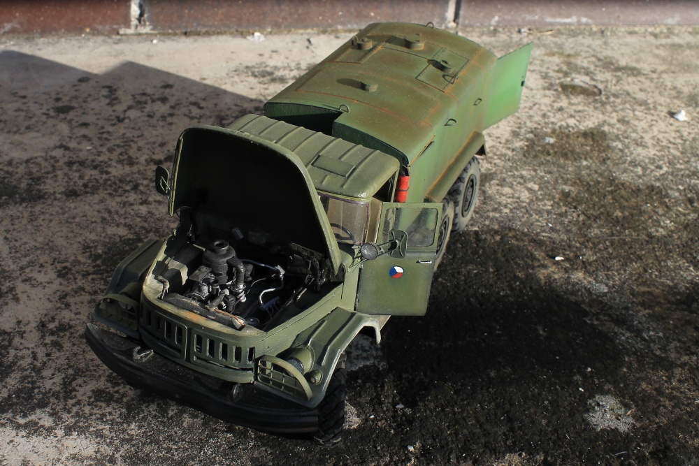 Zil 131 - 8T311 (Plná velikost v novém okně) Zil 131 - 8T311