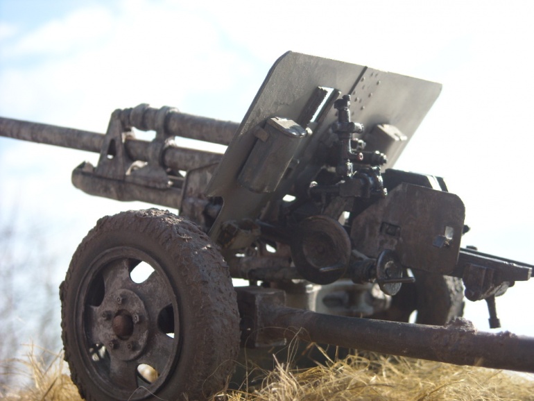 ZIS-3 (Plná velikost v novém okně) ZIS-3