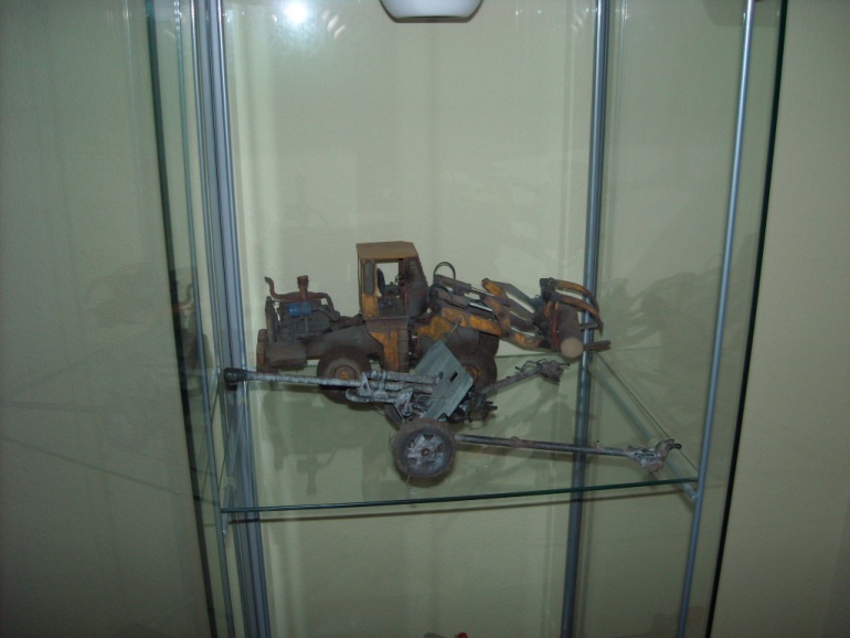 ZIS-3 (Plná velikost v novém okně) ZIS-3